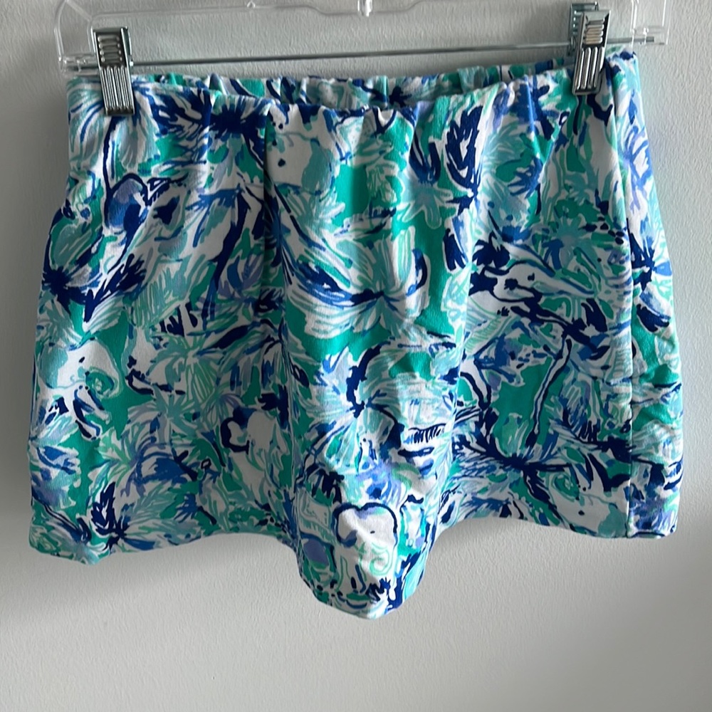 Lily Pulitzer size Medium Skort